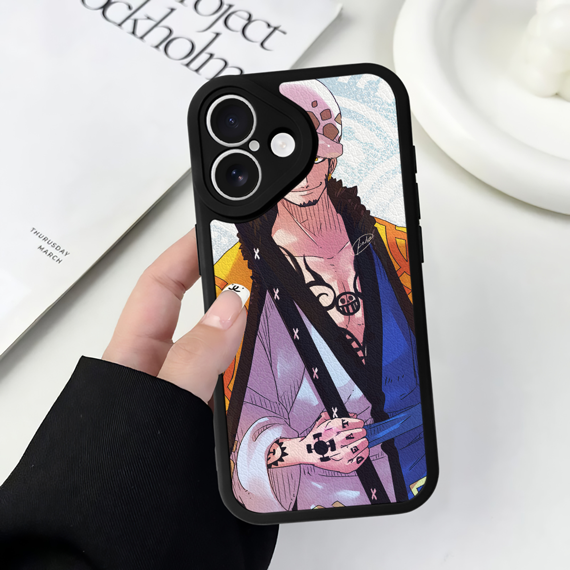 （画像用） ワンピース ONE PIECE 【iPhone 16シリーズ対応】シリコンスマホケース（レザー調） 材質：シリコン